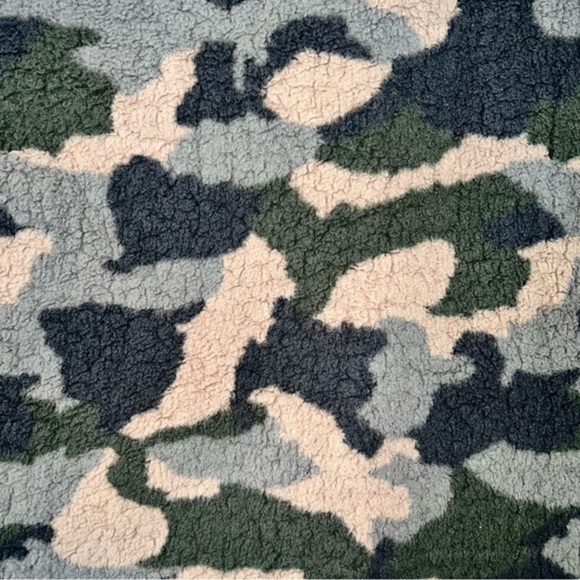 Sabrina Lauren size S green camo fuzzy fleece zip up  toggle hooded Teddy Jacket - Picture 14 of 15